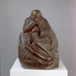Käthe Kollwitz, Pieta, Bronze; 38 cm x 28,5 cm x 39 cm. Coulé après la mort de l'artiste.